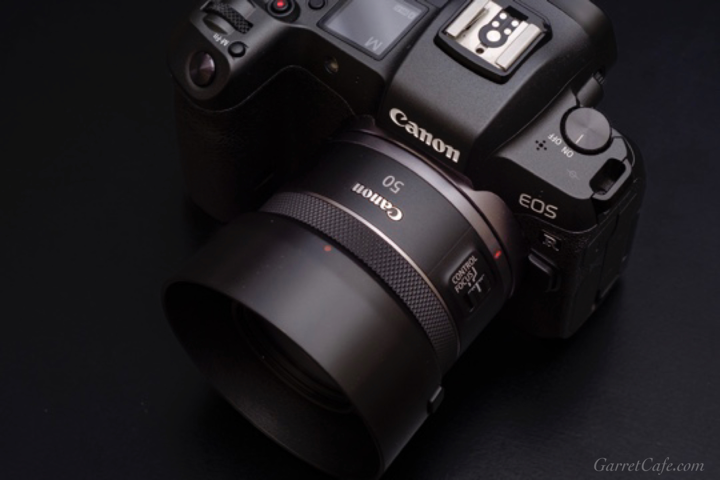 RF50mm F1.8 STMをかっこよくするために、サードパーティ製のレンズ