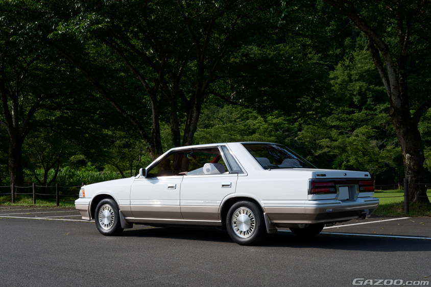 歴代オーナーの意思を受け継ぎ、ラストオーナーを自認する愛車。1987年