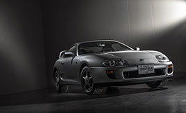 スープラ（JZA80）（1993年式） ～現存車を撮影して、当時のカタログを