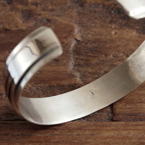 135mm ベラタワホングバ オーバーレイ バングル｜マライカ公式通販