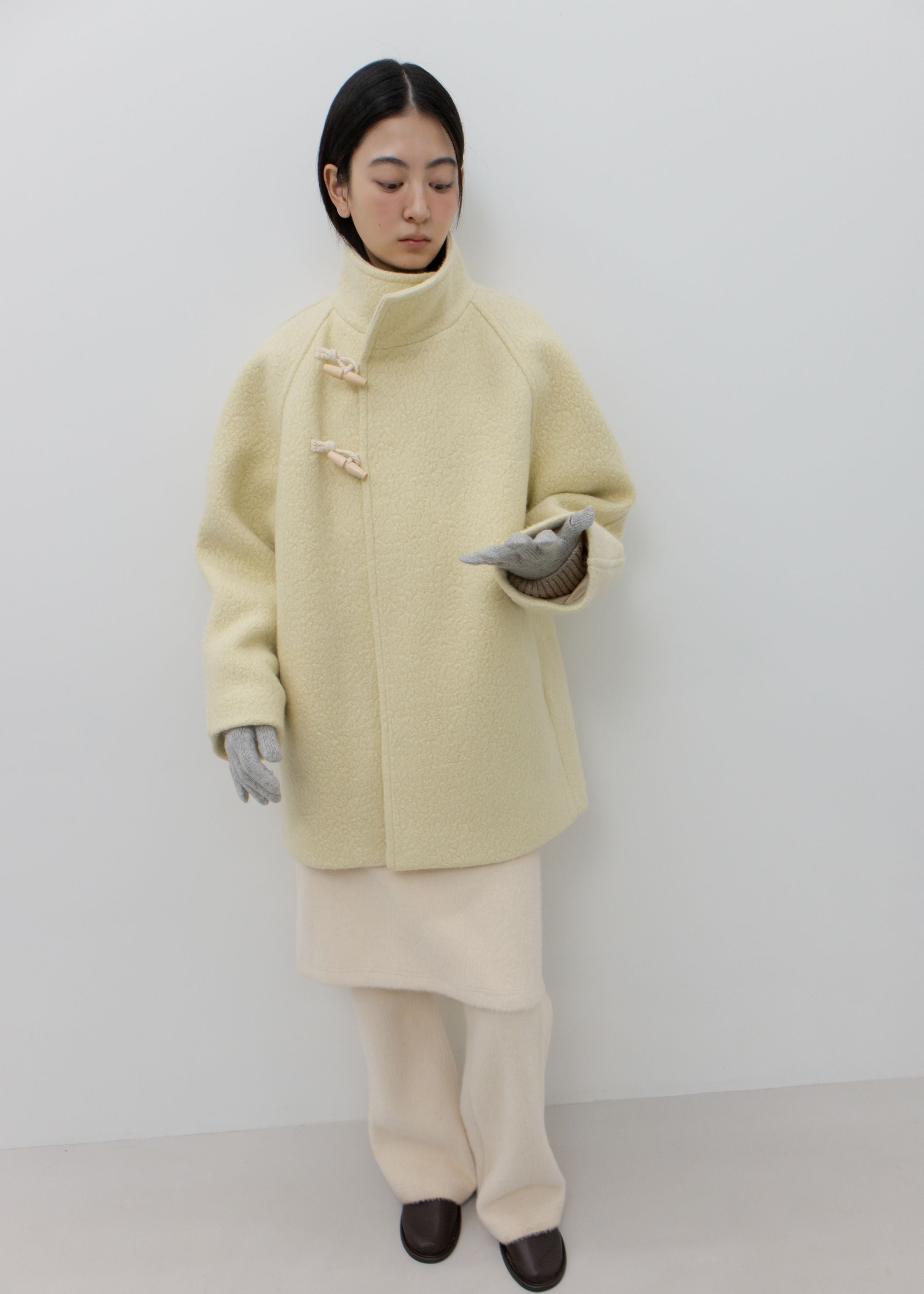 HIGH-NECK TOGGLE COAT