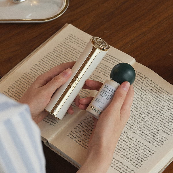 Qoo10] NUVOE 【6モード美顔器＋PDRN・グルタチオン