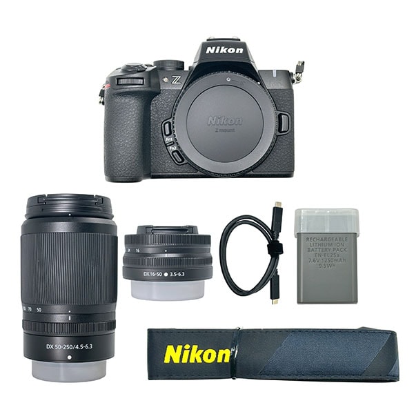 キヤノン ミラーレス一眼カメラ EOS Kiss M ホワイト ダブルズーム