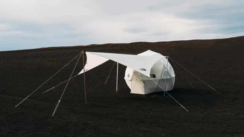 THE NORTH FACEから Geodome®4用のフライシートと星形タープが新登場