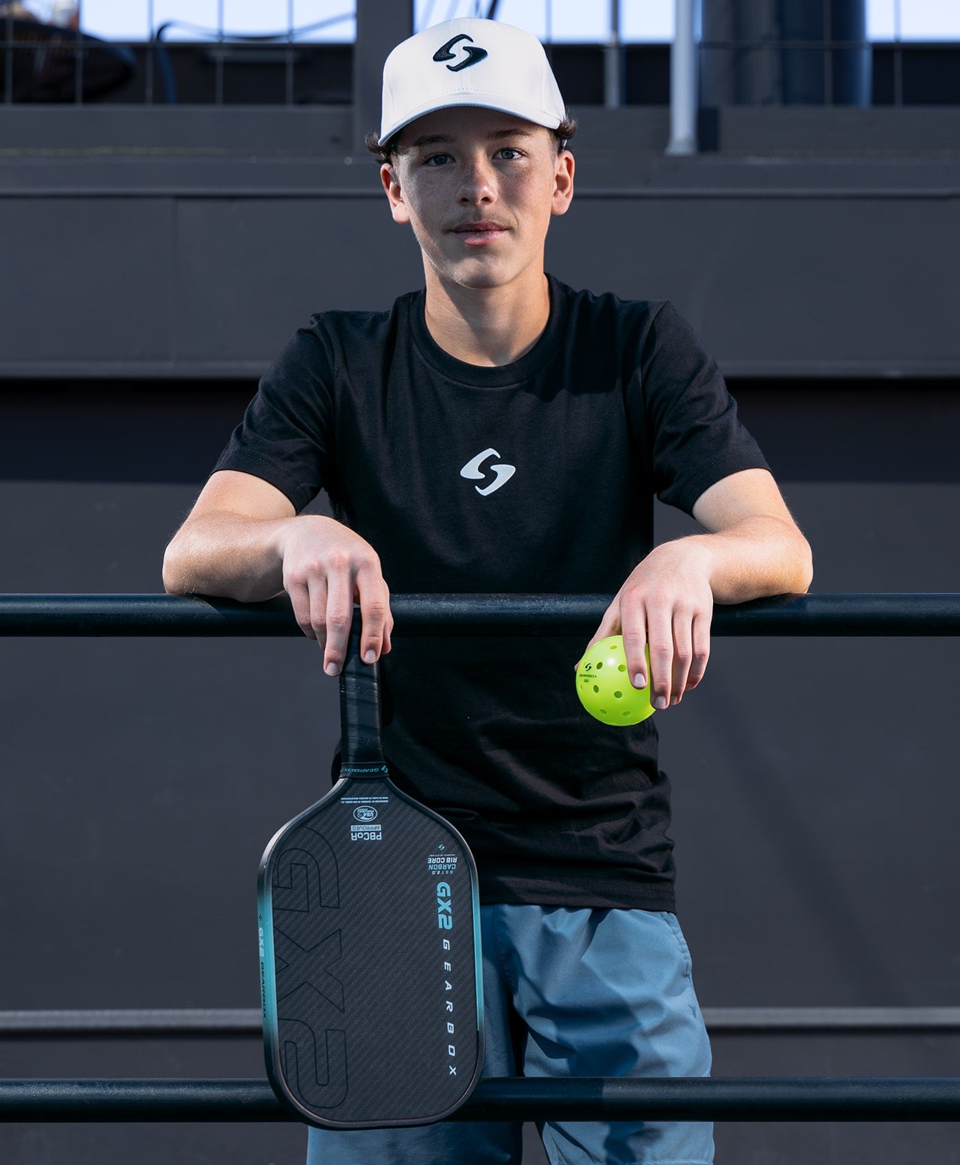 Gearbox GX2 Pickleball Paddle – CarbonRibCore™ Power & Precision