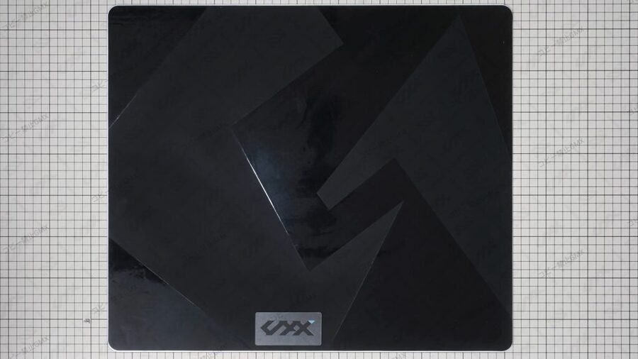 2024年に発売されたガラスマウスパッドの中でも、個人的にトップ5に