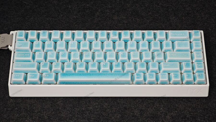 レビュー】CERAMIC KEYCAP SET V2丨美しさと機能性の融合 セラミック