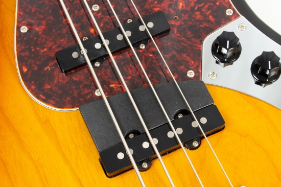 プロ愛用者多数のGIBでオーダーできるフィンガーランプとJBなどに