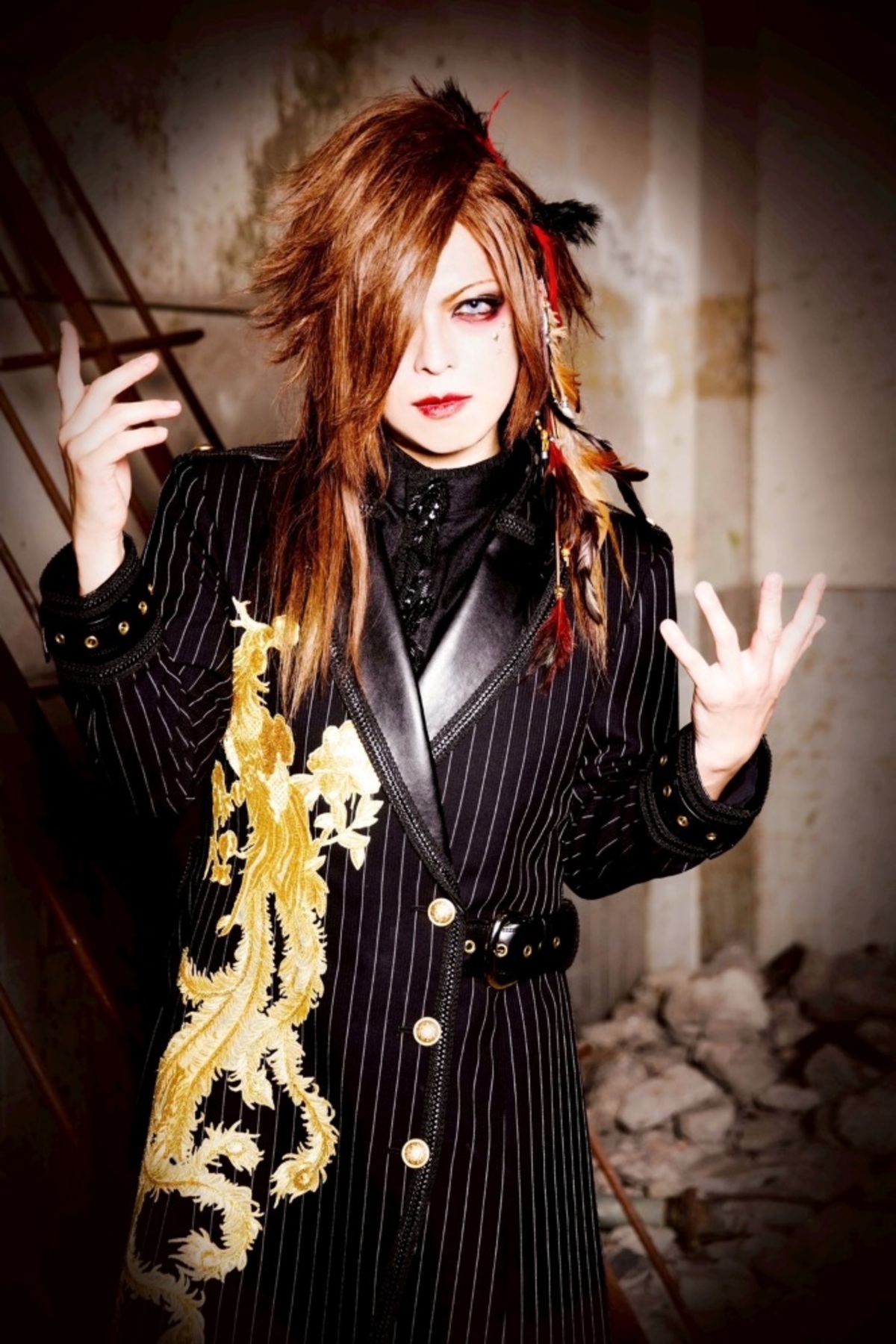 Dのギタリスト HIDE-ZOU、待望の2ndフル・アルバム『煌-second wind