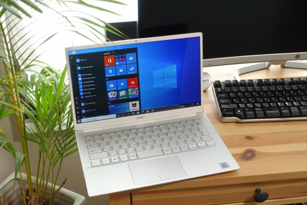 Inspiron 13 7000(7391)レビュー/デル史上初となる955gを実現した