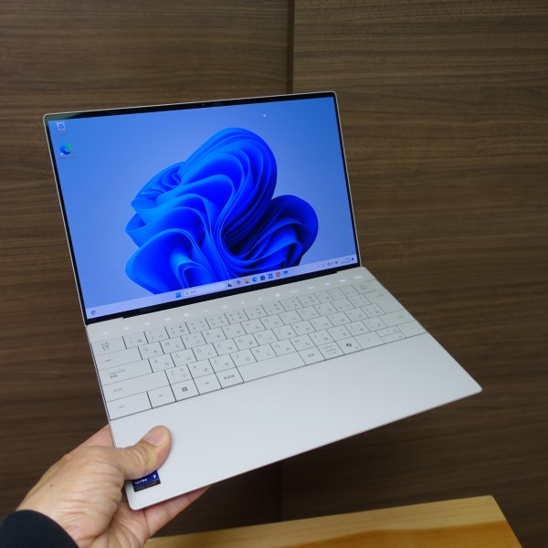 デルXPS 13(9350)レビュー/パソコン徹底比較購入ガイド