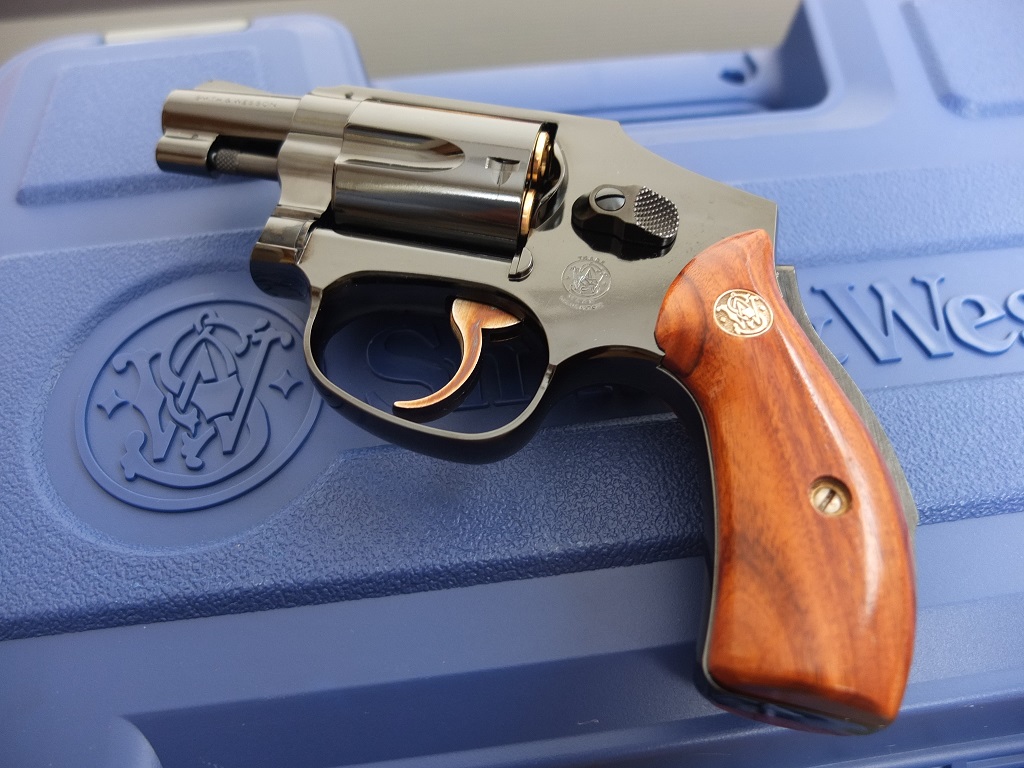 S&W 純正木製グリップ: GFCのモデル玩具箱