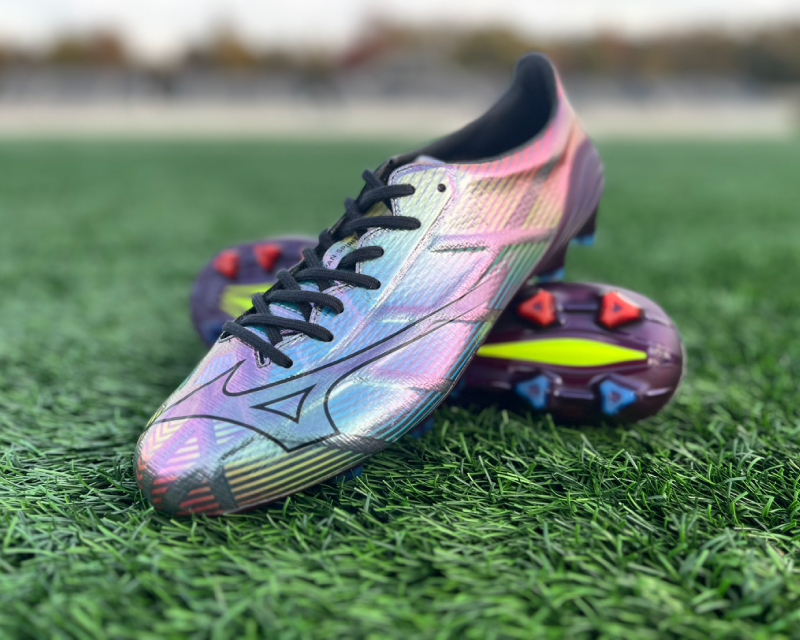 スピードは、新次元へ。『ミズノアルファ2JAPAN』1/11（土）店頭限定