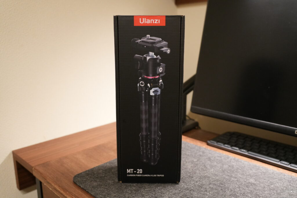 Ulanziのトラベル三脚「MT-20」をレビュー｜カーボン素材で軽量