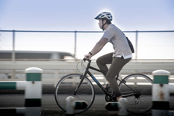 FELT Verza Speed 40「フェルト ベルザ スピード 40」クロスバイク