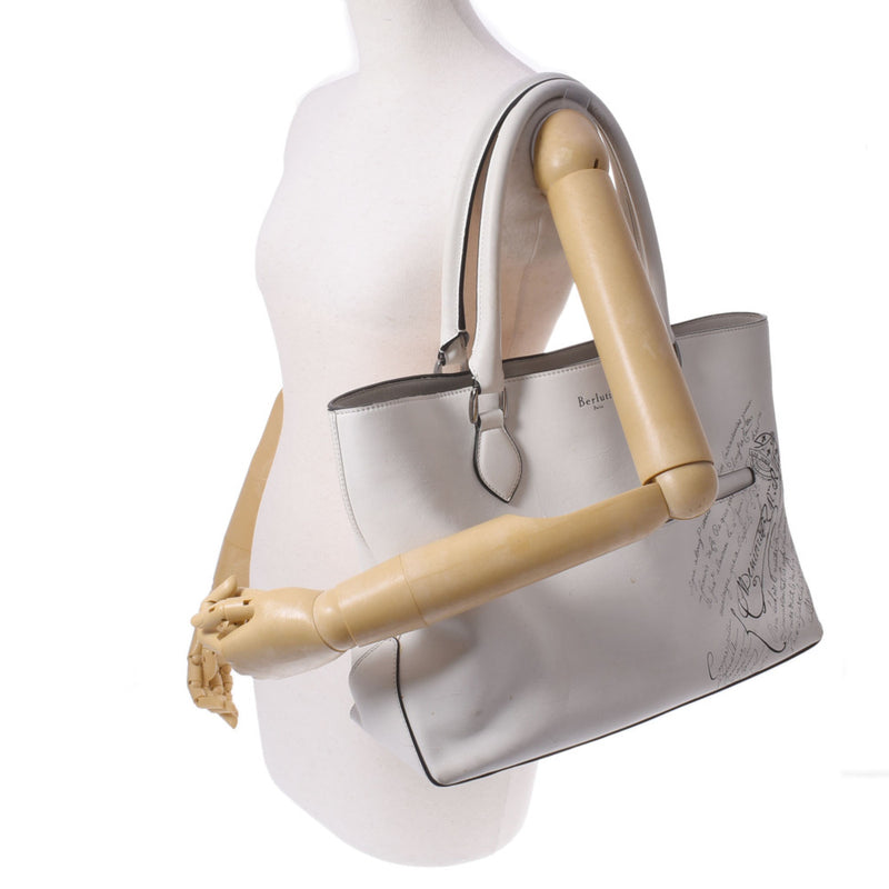ベルルッティトゥージュール カリグラフィー 白 メンズ カーフ トート