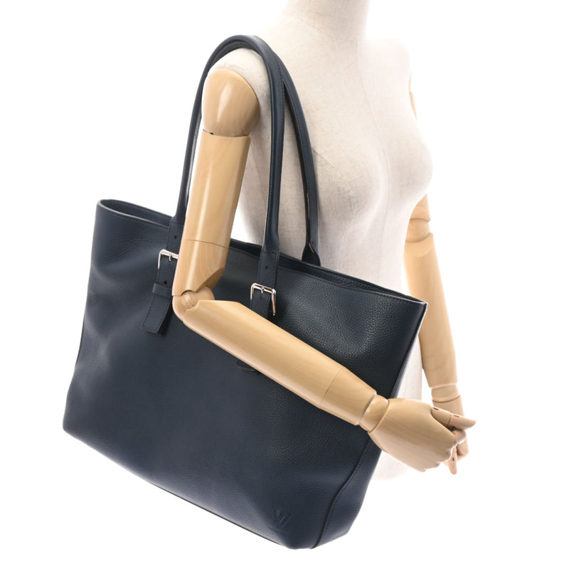 ルイヴィトンカバ ヴォワヤージュ ネイビー メンズ トリヨンレザー