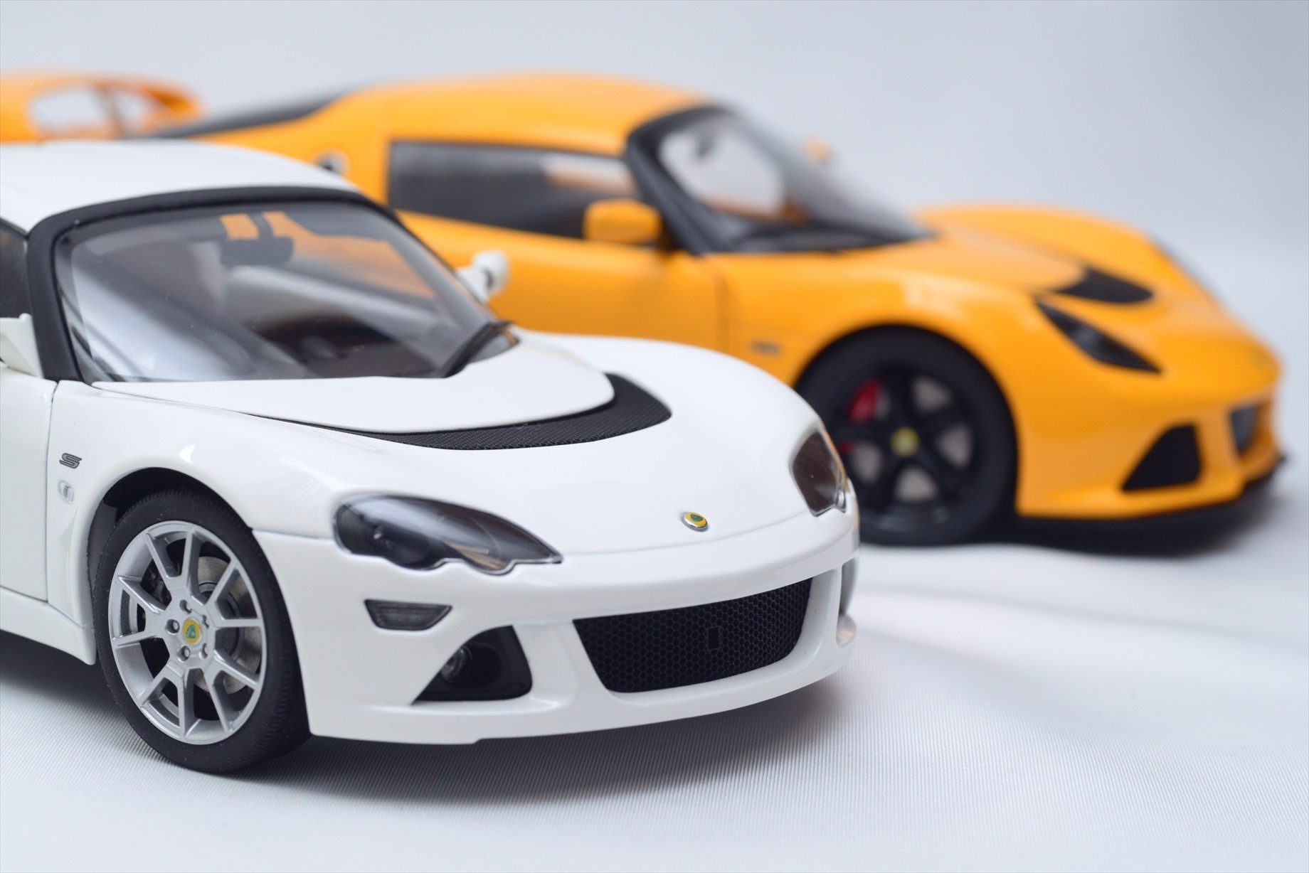 AUTOart 1/18 ロータスエキシージ シリーズ3 ②: 銀の備忘録