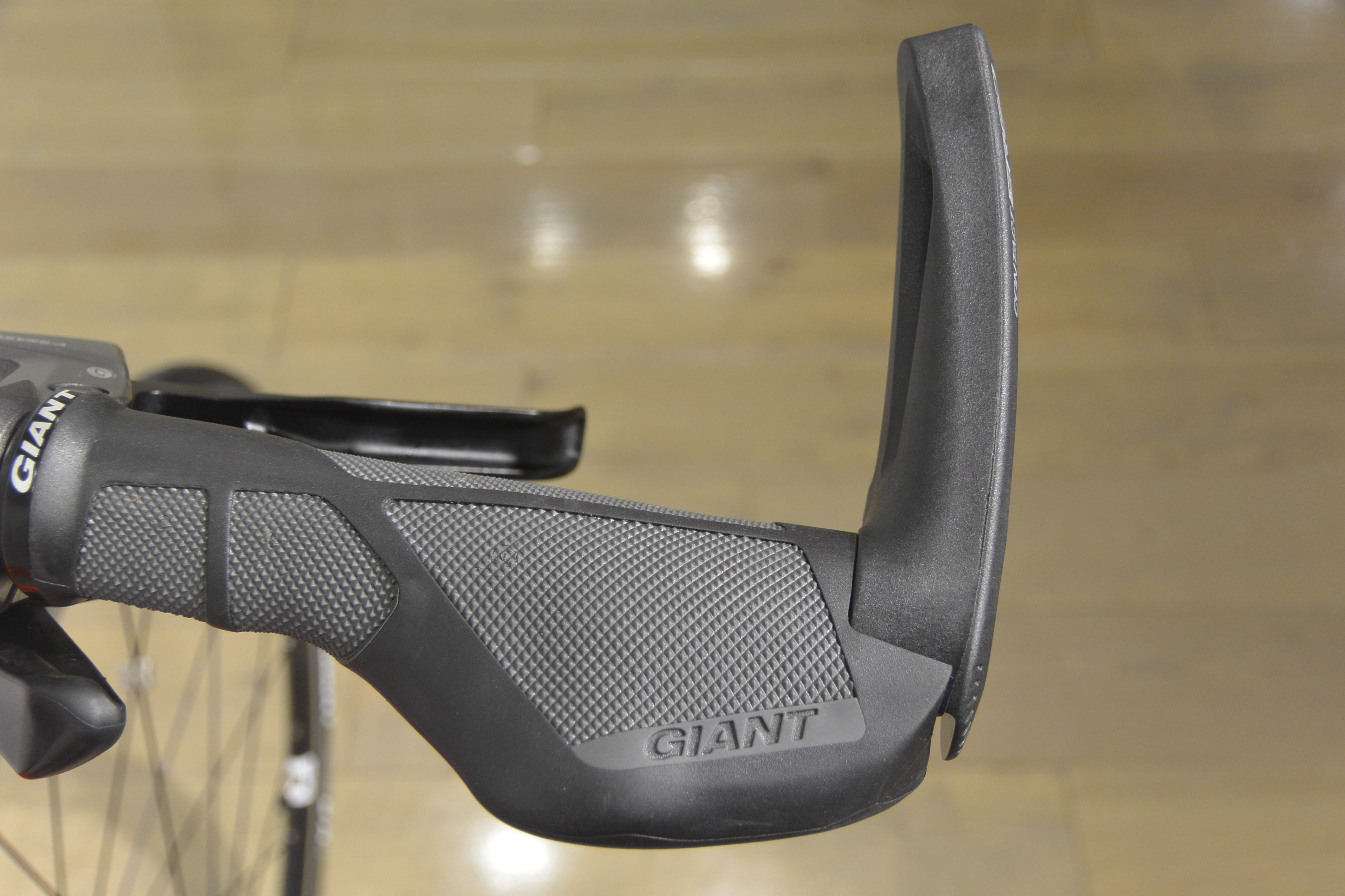 ボーナスで☆クロスバイク「ESCAPE RX3」☆予算8万円以内