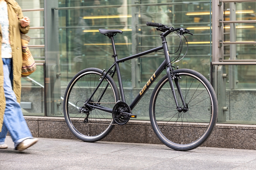 新型クロスバイク「Escape X 3」入荷 ｜ ジャイアントストア高知