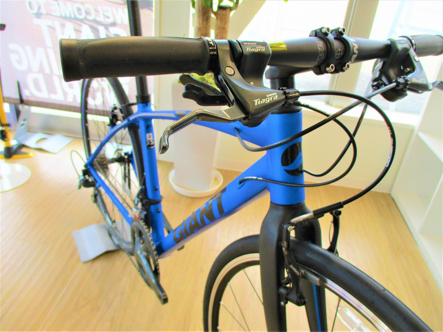 入荷情報】2018年早期モデル☆第8弾☆～ESCAPE RX1～ ｜ ジャイアント