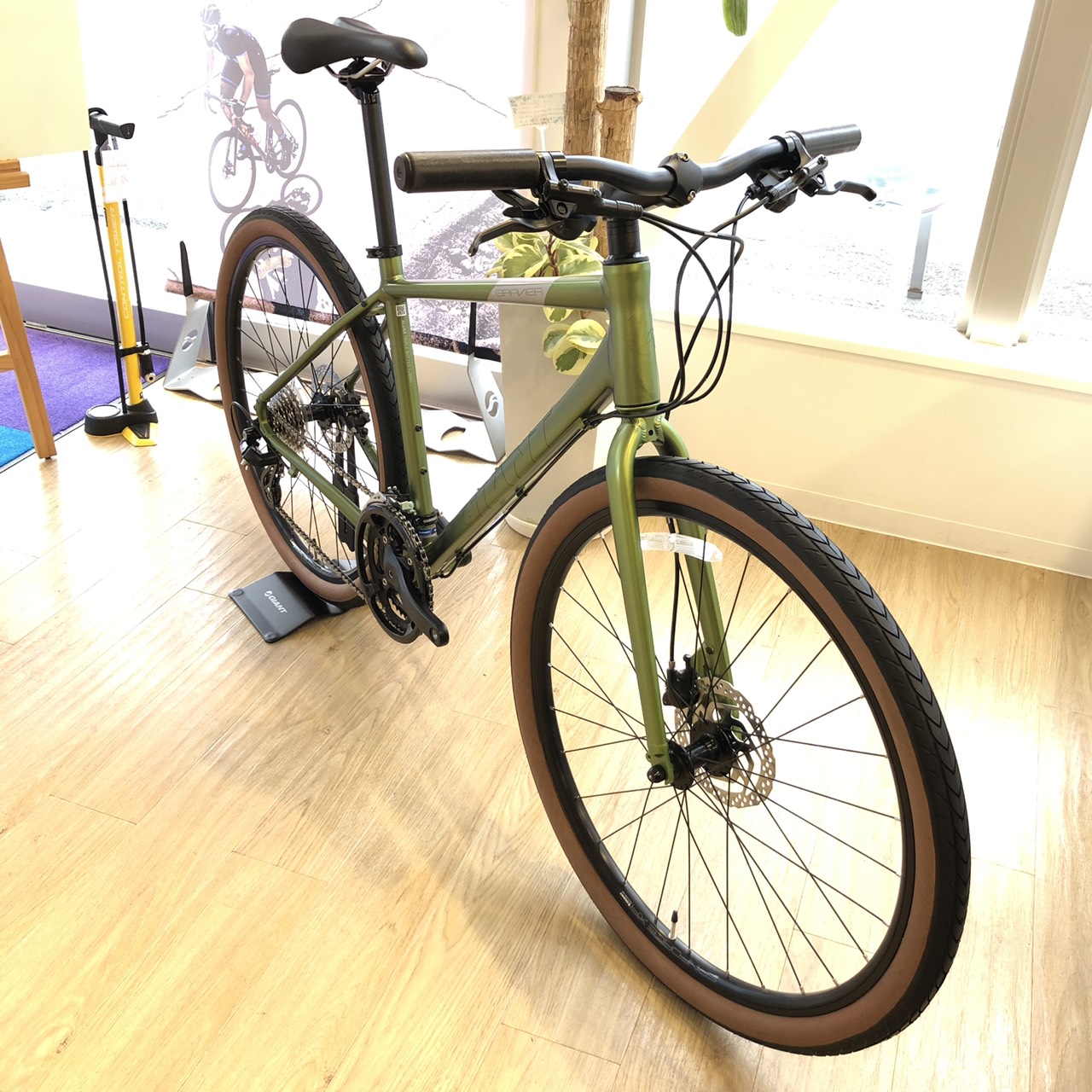 車両紹介】未舗装を”あえて”走りたくなる！GRAVIER DISC のご紹介