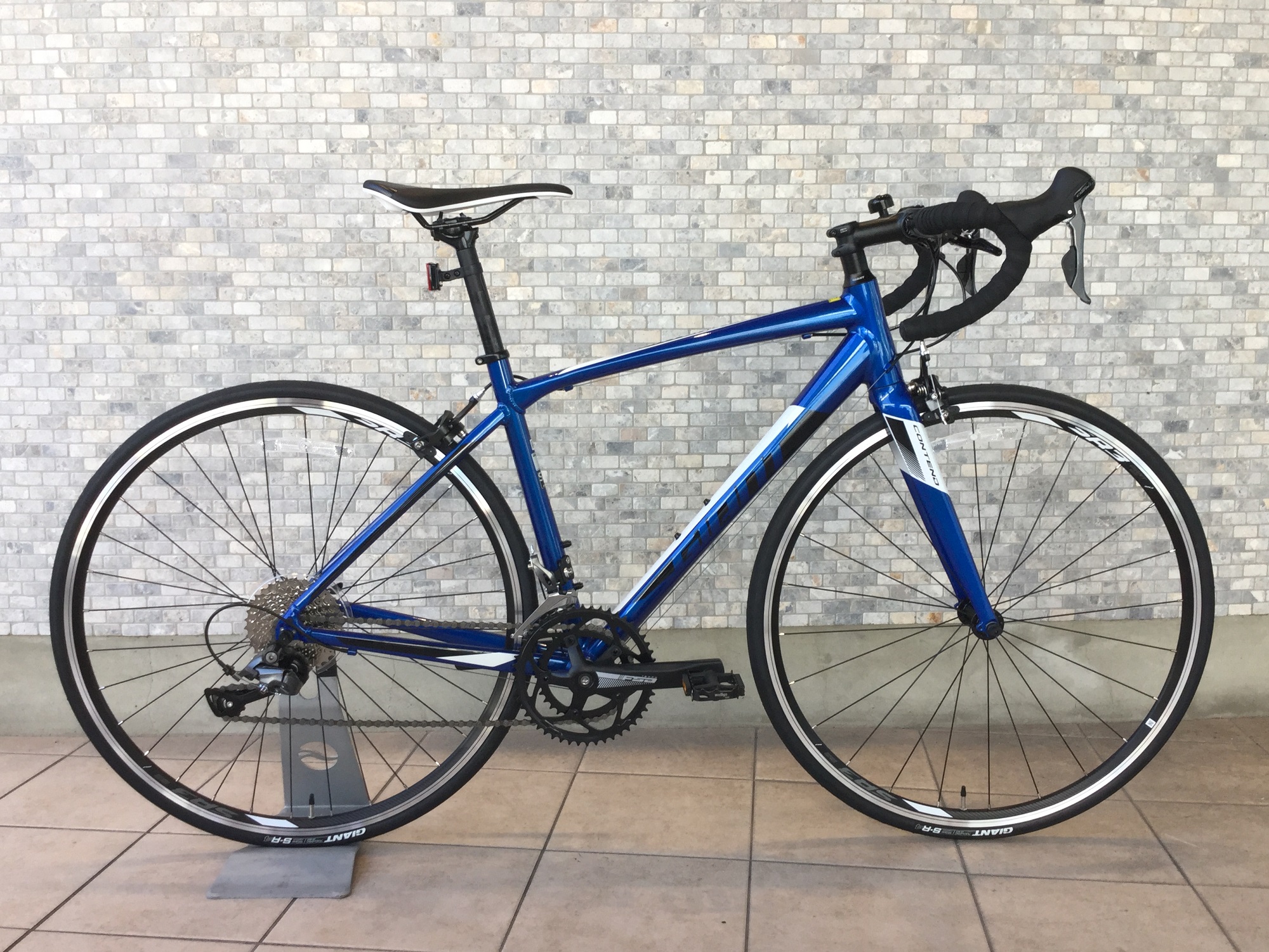 初めての方にもオススメ！ロードバイクの新提案 CONTEND2