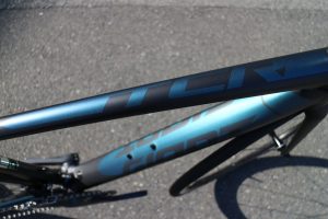 GIANT」アルミ独特の魅力満載『TCR SLR』『 TCR SL』 ｜ ジャイアント