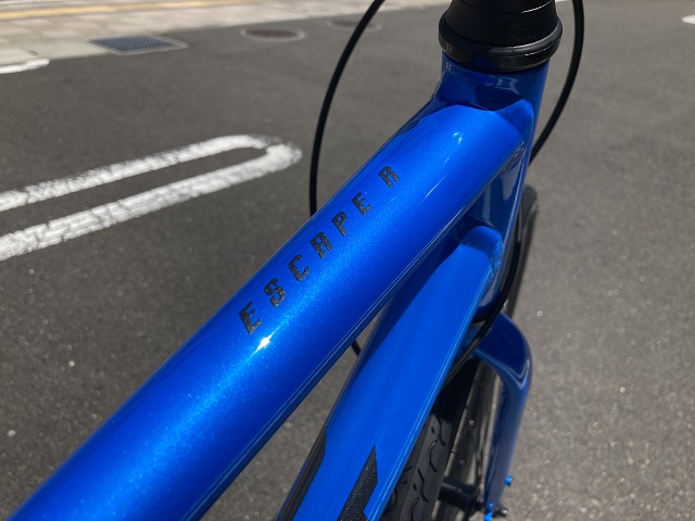 🆕クロスバイク】2025モデルが続々入荷しております！【ESCAPE R DISC