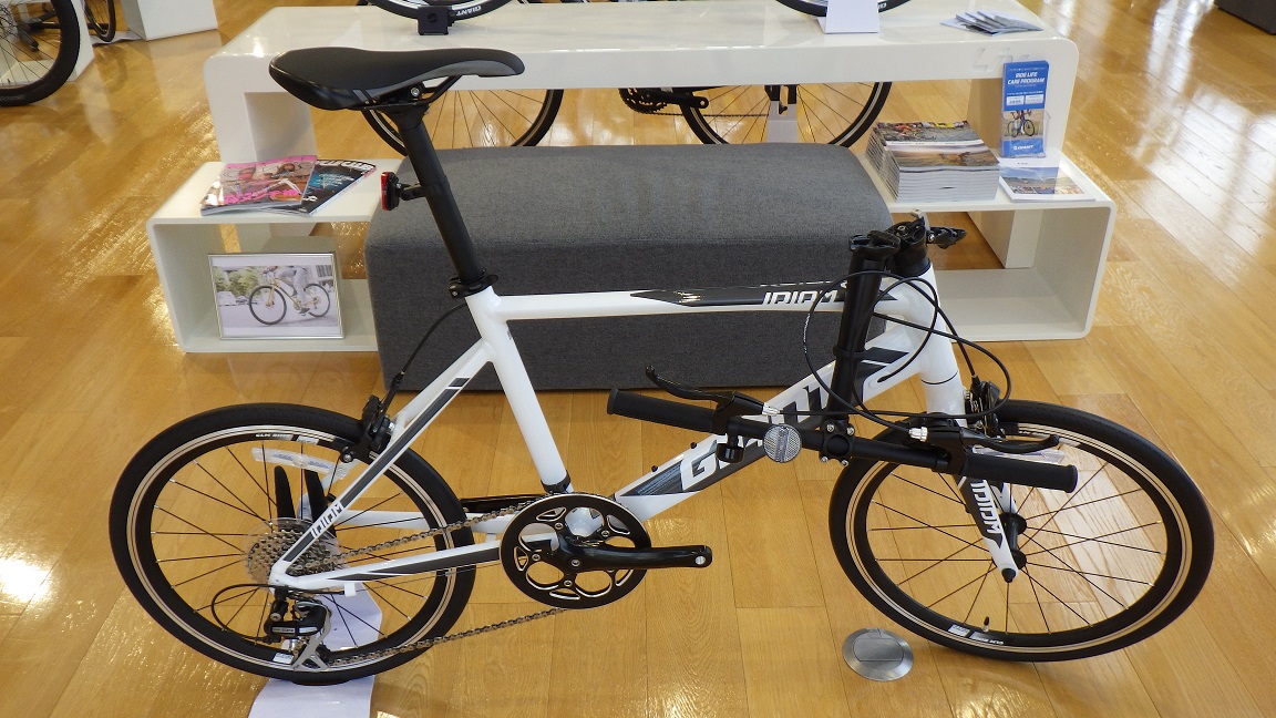 GIANTのミニベロ(小径車)【IDIOM】【TEN】 ｜ ジャイアントストア仙台