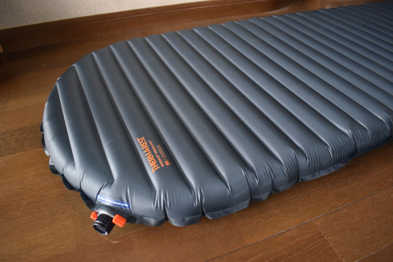 サーマレスト ネオエアーウーバーライト レビュー】軽いだけじゃない