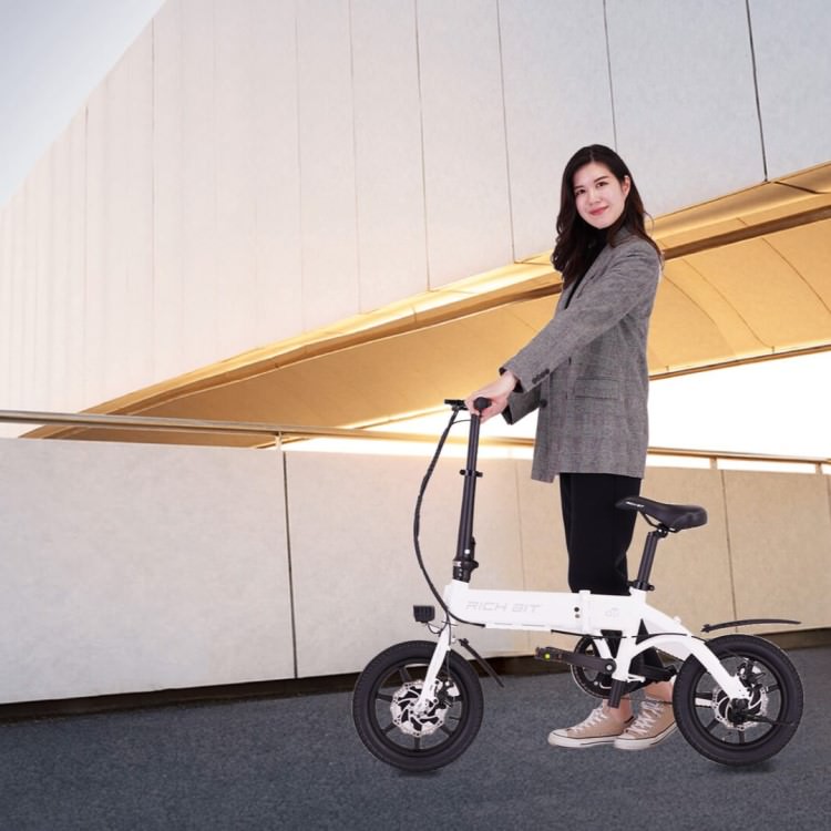 電動アシスト自転車] RICHBIT CITY ASSIST(シティブラック)｜折り畳み