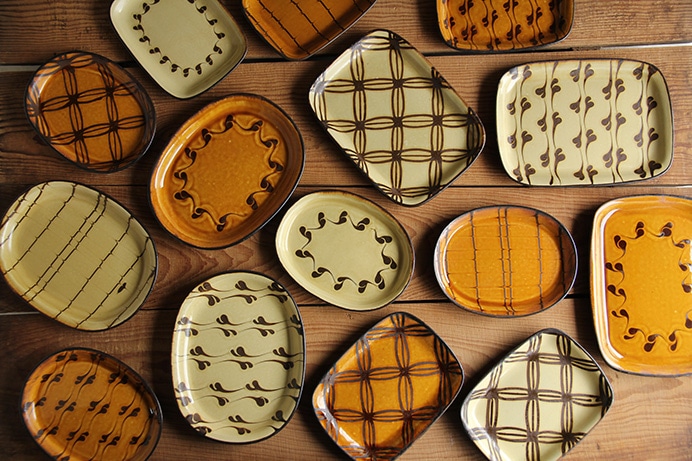 難あり 山田洋次 器 文字のスリップウェア 中皿5.5寸 山田洋次展