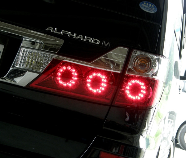 アルファード10系後期　ワンオフテールランプ 10系 アルファード 後期 フルLEDアクリルテール インナーブラックラメ