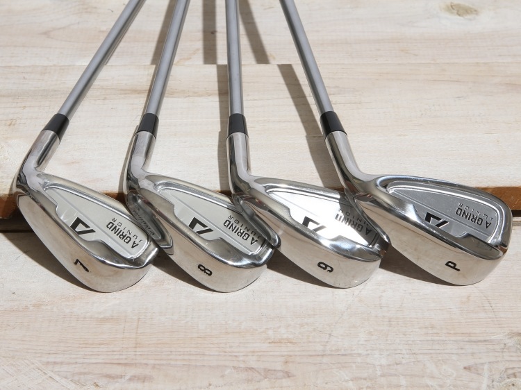 チタンドライバーで飛ばせる!「A GRIND JUNIOR」クラブセット。115