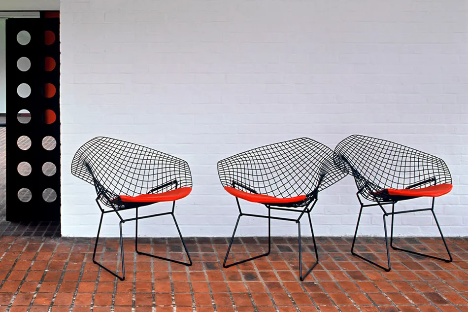 Bertoia Diamond Armchair（ベルトイア ダイヤモンド アームチェア
