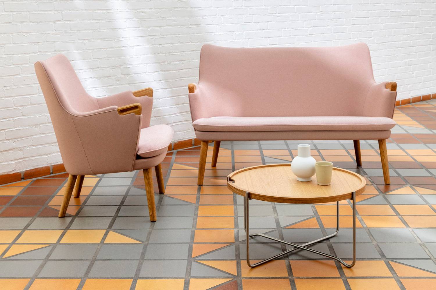 CH71 ラウンジチェアの通販 | 家具・インテリア通販 MAARKET マーケット