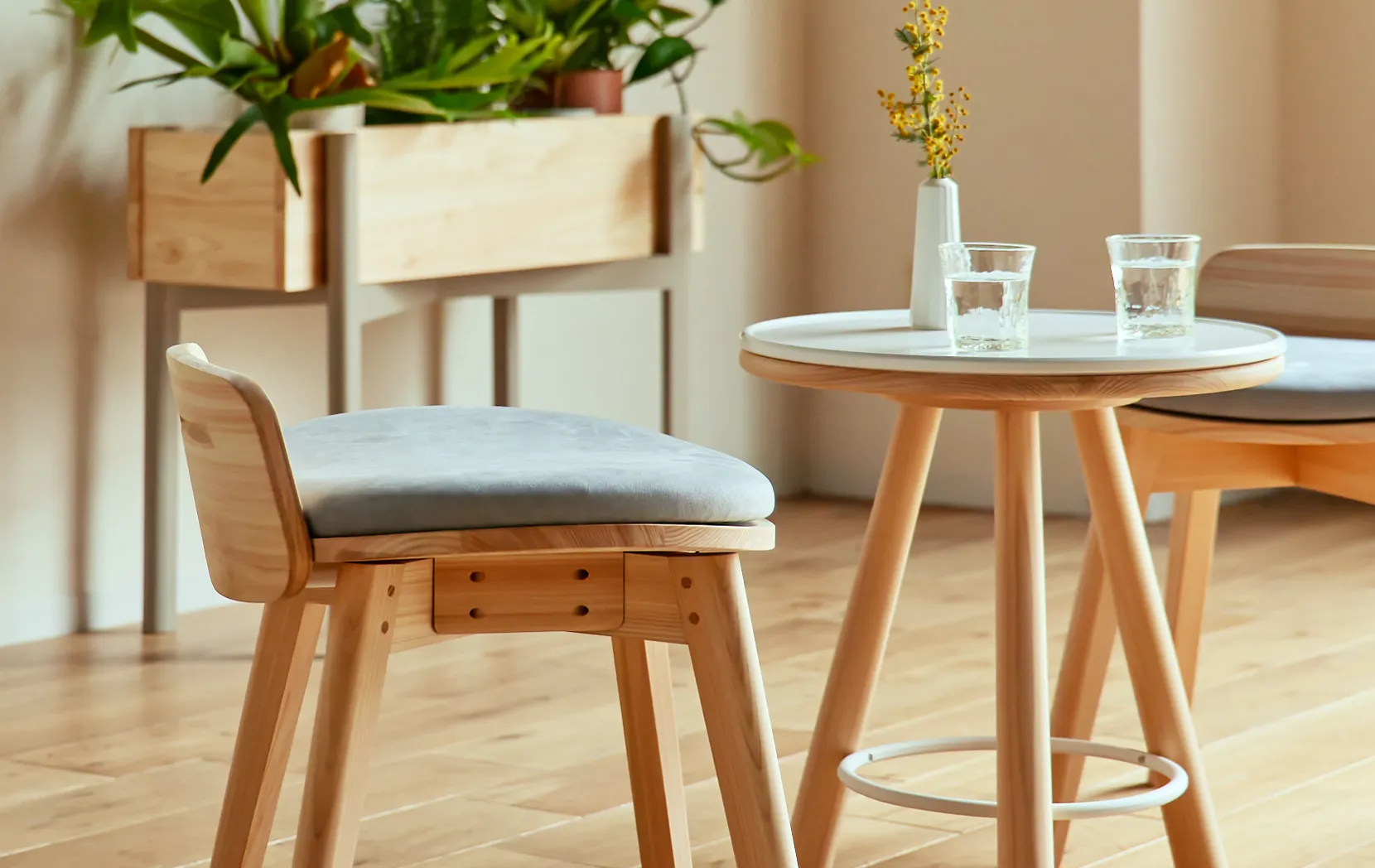 9×9 Stool〈HINOKI〉 | 9X9 | モリタインテリア工業 通販サイト