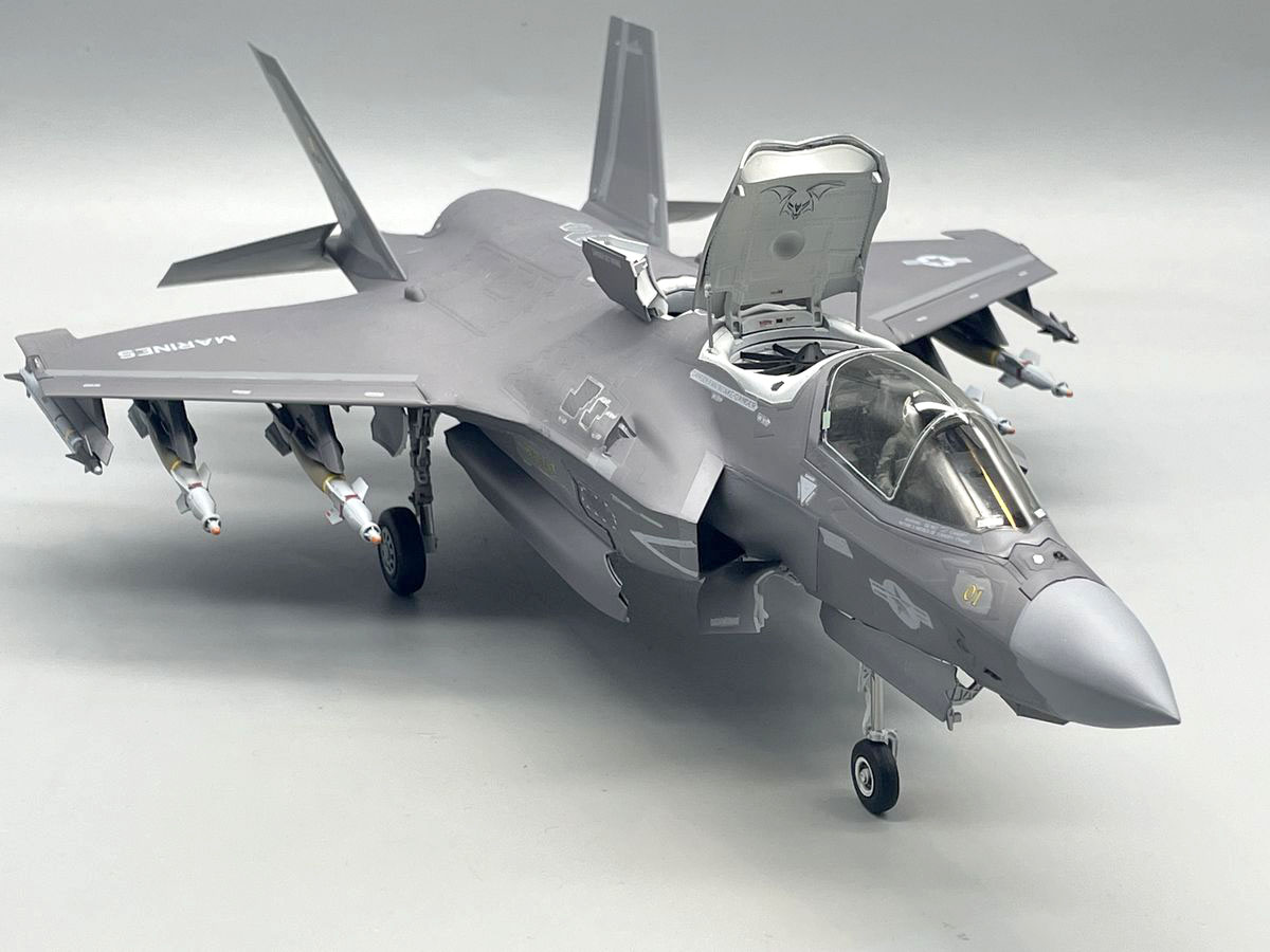 垂直着陸×ビーストモードという“スペシャル仕様”で「F-35B」完成