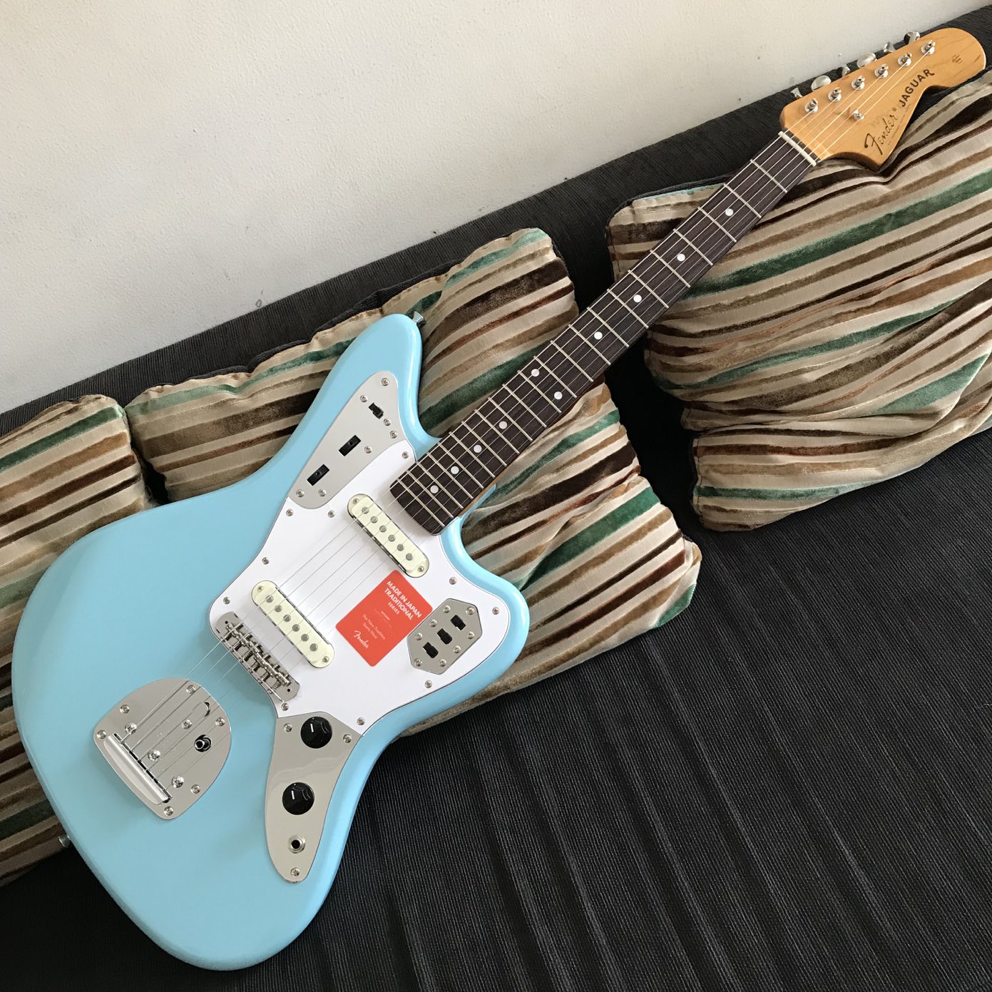 No Stock !! ** Fender Japan Traditional '60s Jaguar Sonic Blue