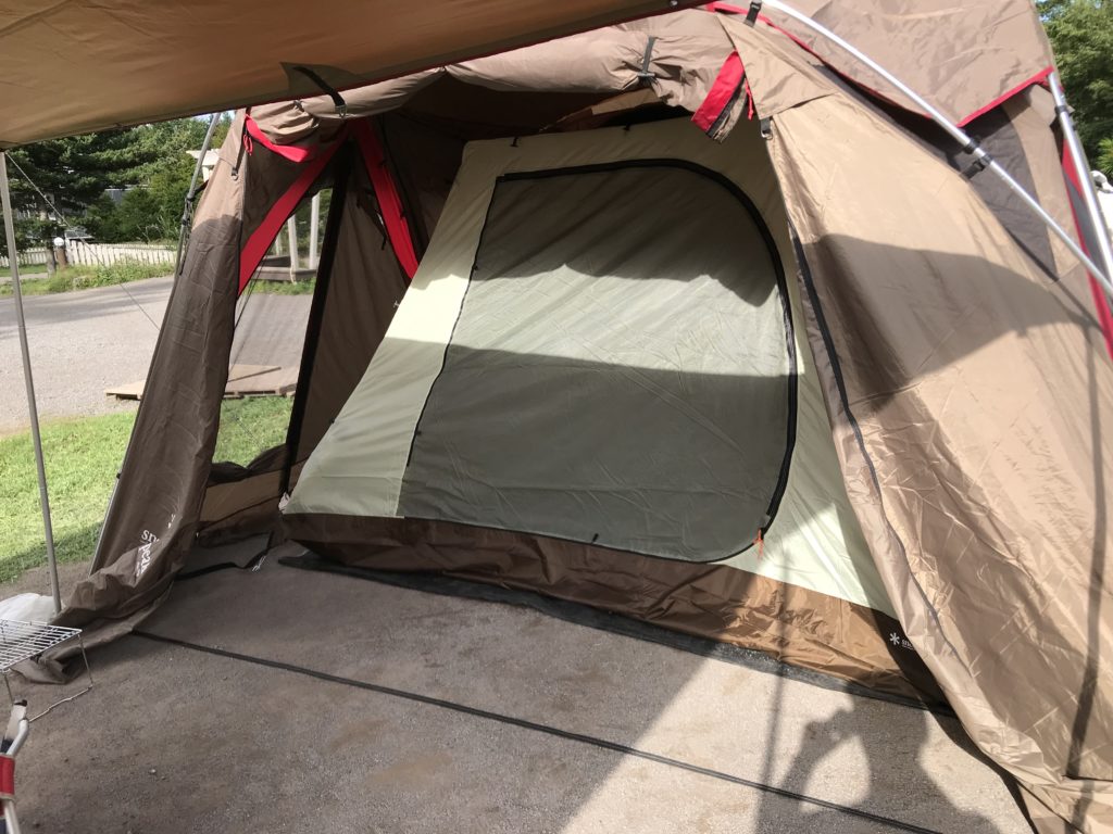 軽井沢スウィートグラスで、リビングシェルのインナーテントを初めて