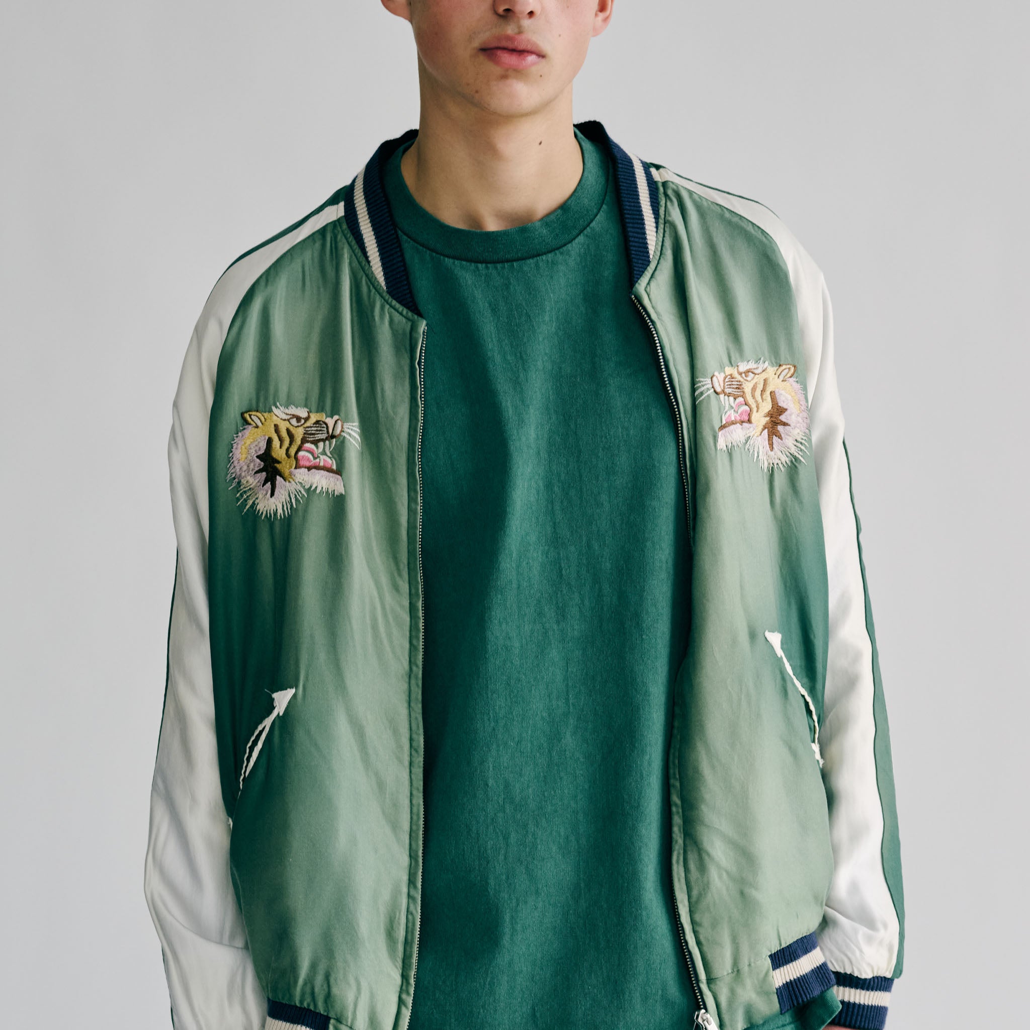 GL15553 / ACETATE SOUVENIR JACKET 