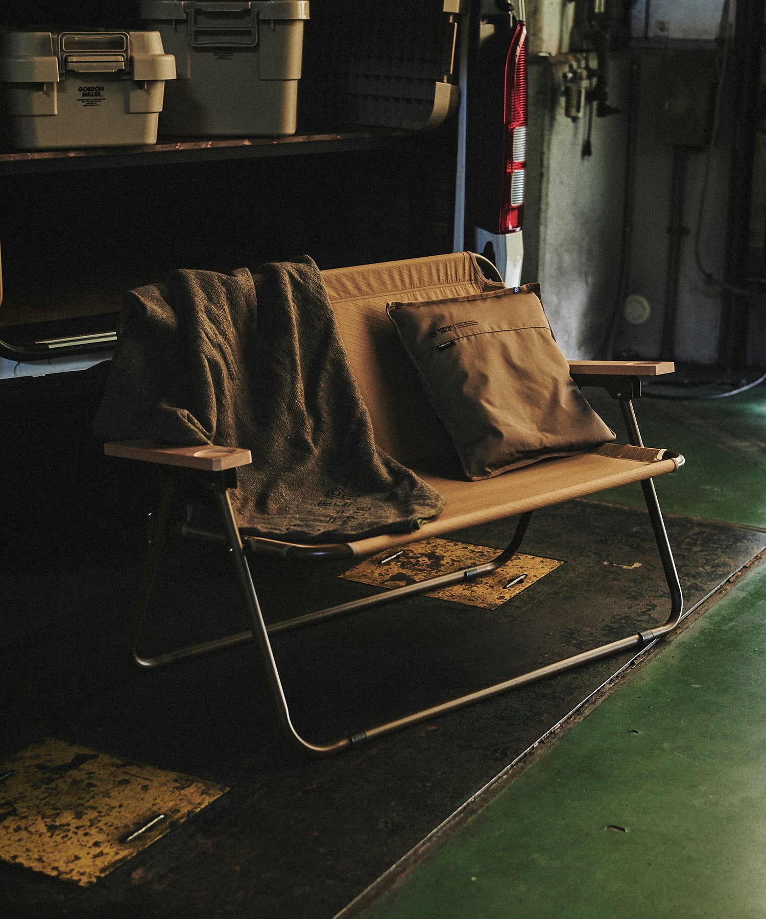 X-PAC アルミフォールディングベンチ – GORDON MILLER