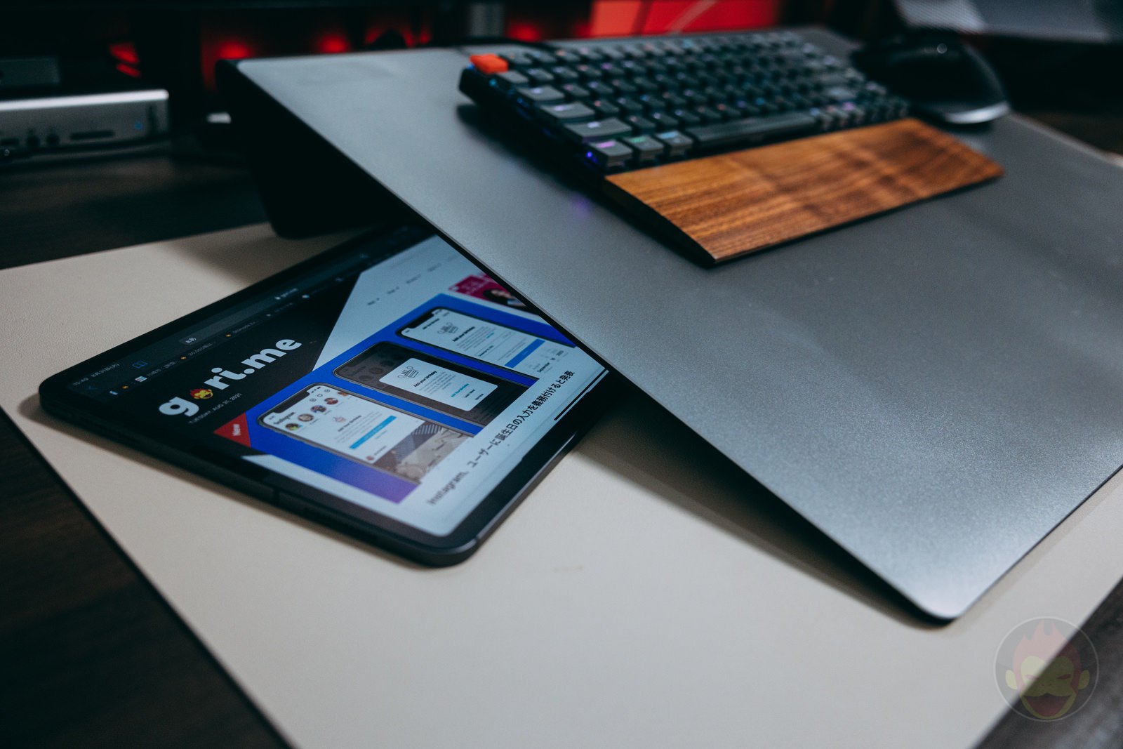 レビュー】Angle10：10°の傾斜を追加する卓上型傾斜台 | ゴリミー