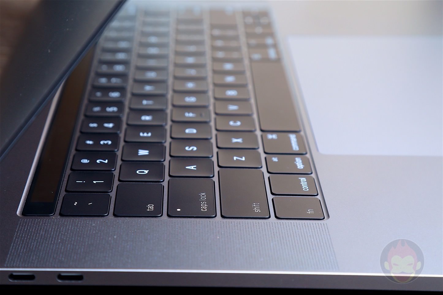 レビュー】15インチ型MacBook Pro（2016）Touch Barモデルーー