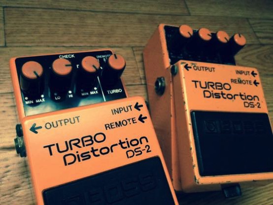 カート コバーンの使用機材、BOSSのエフェクター DS-2は日本製？台湾製？