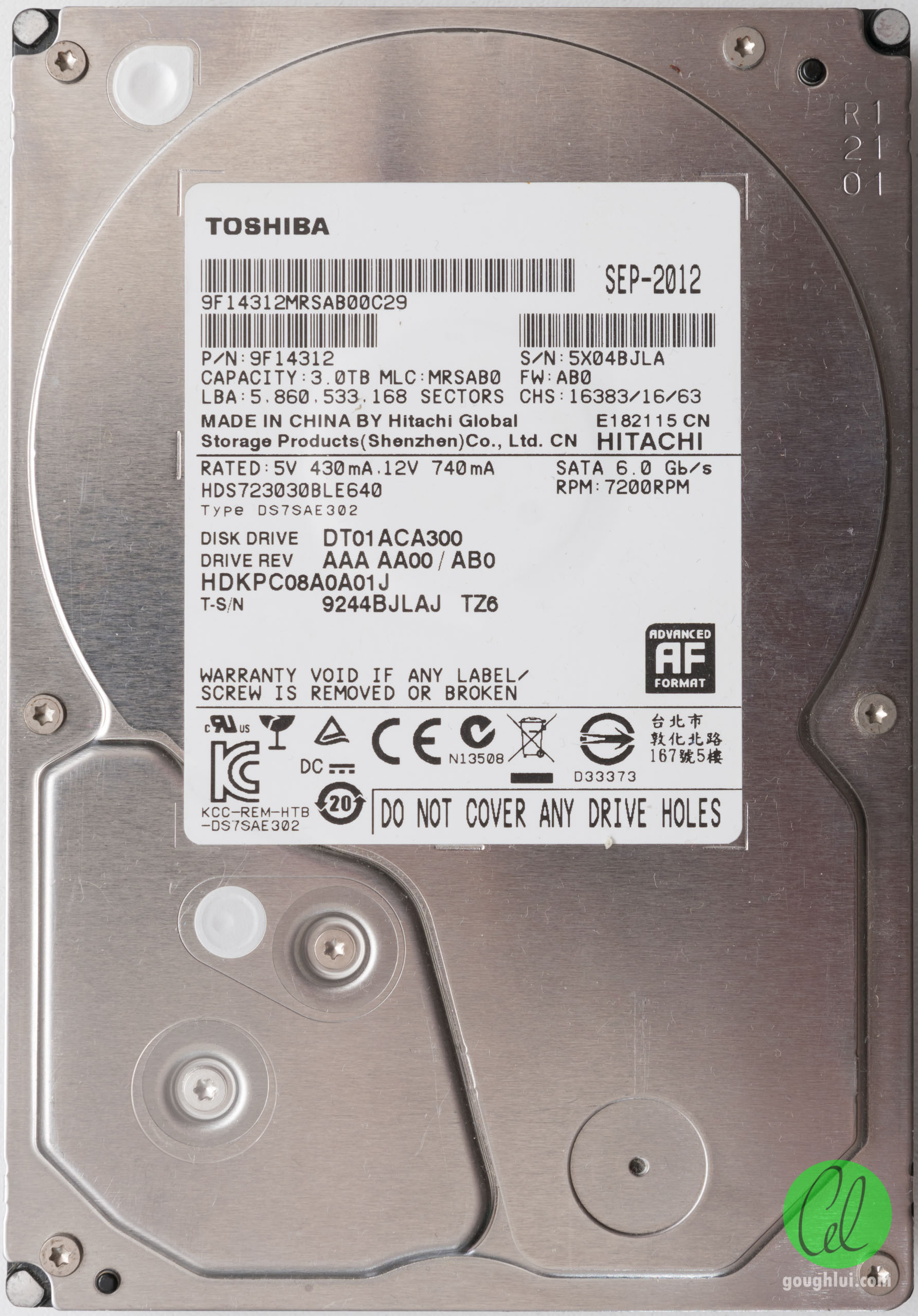 Hitachi HDS723030BLE640 / Toshiba DT01ACA300 (3.5″ 3TB 2012