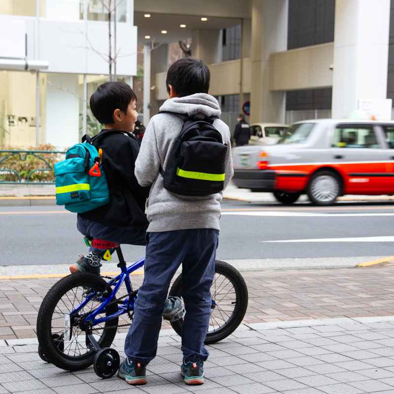 BLUE LUG* MINI triangle reflector (assort) - BLUE LUG GLOBAL