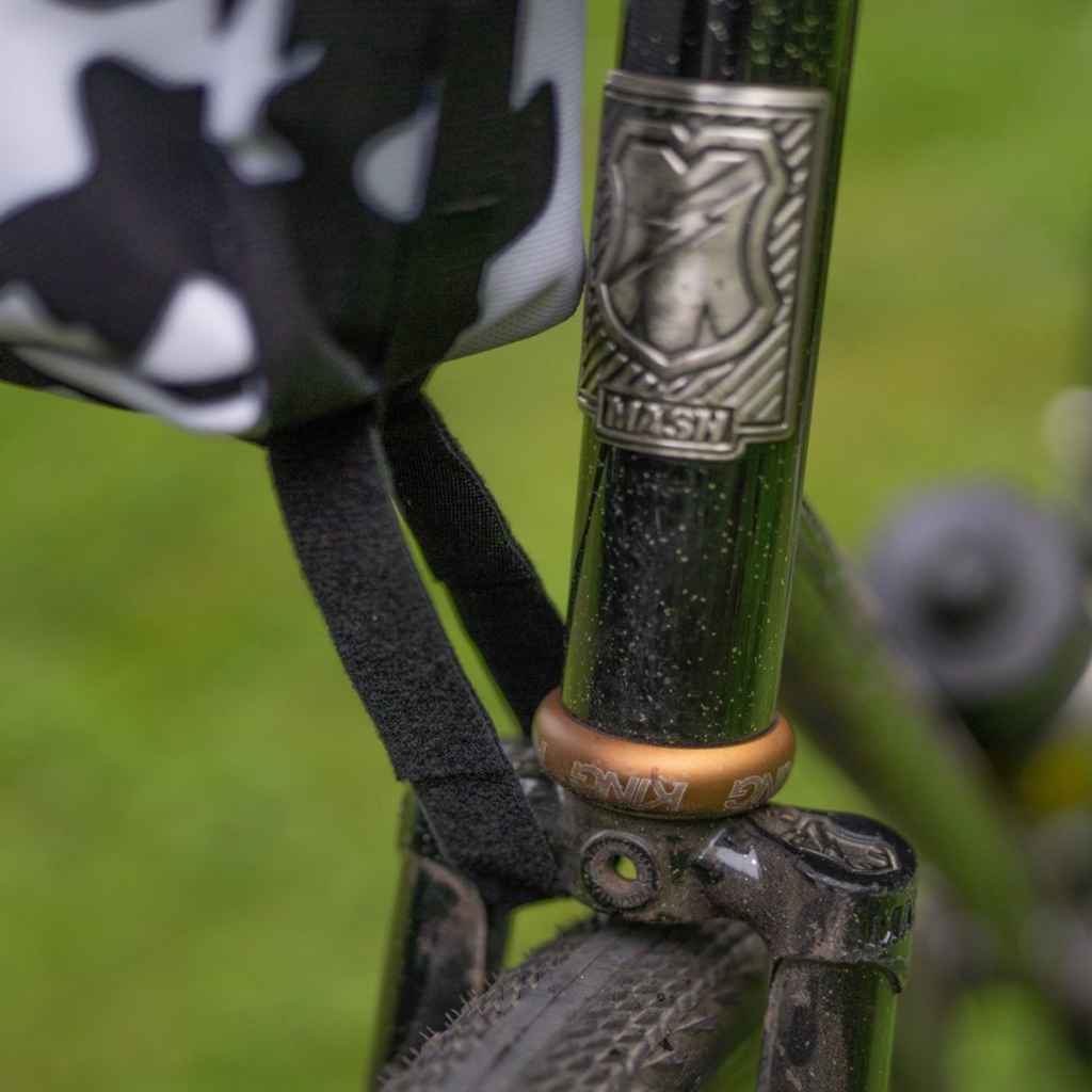 OUTER SHELL ADVENTURE* stem caddy (graphite) - BLUE LUG GLOBAL