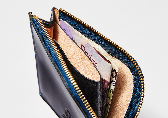 ミニ財布の大本命はジップミニパース - ブライドルレザーの名門